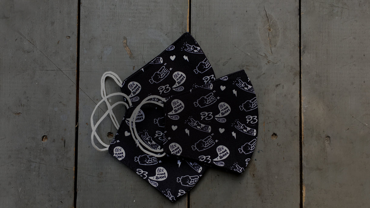 ¿Se debe usar mascarilla al pedalear?